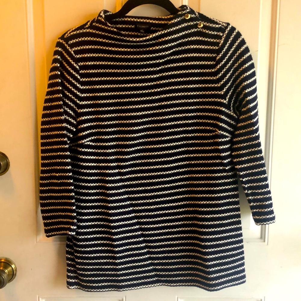 Beautiful, nautical knit sweater